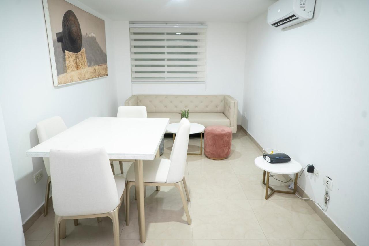 Apartamento En Bocagrande - Edificio Minarete Apartment Cartagena Екстериор снимка